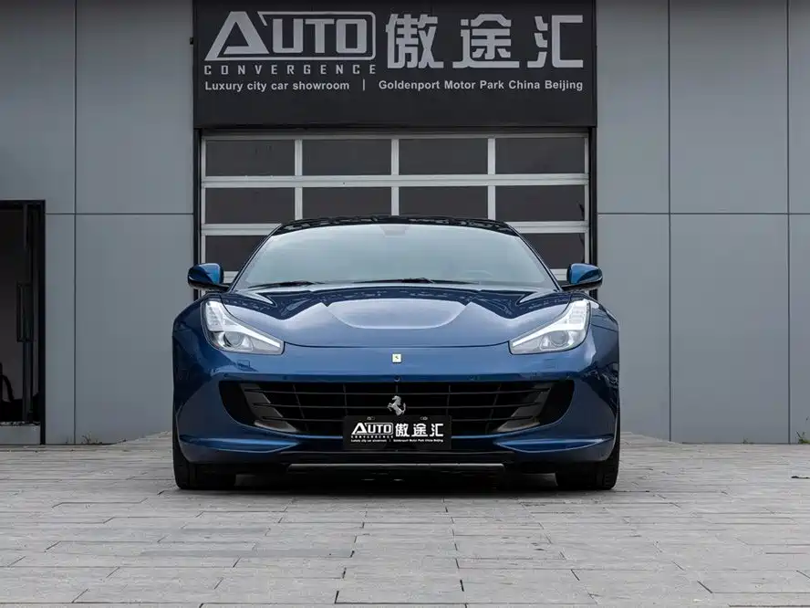 Ferrari GTC4Lusso — миниатюра 2