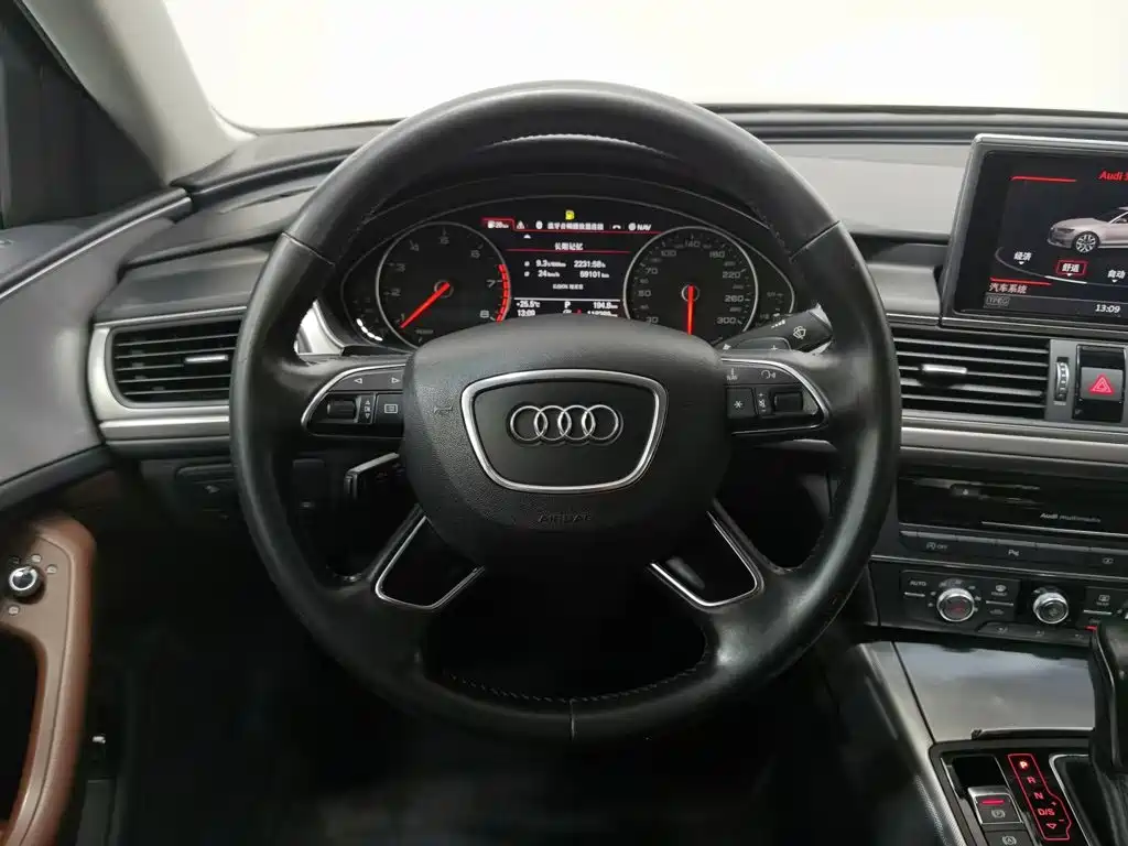 Audi A6L — миниатюра 11