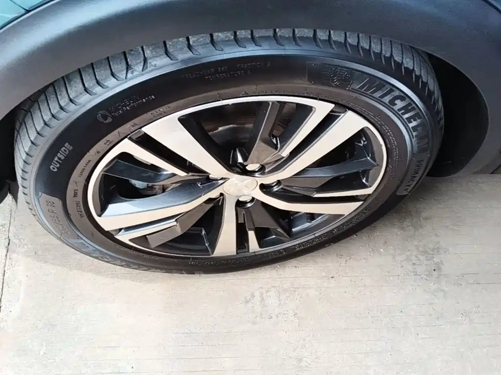Peugeot 5008 — миниатюра 23
