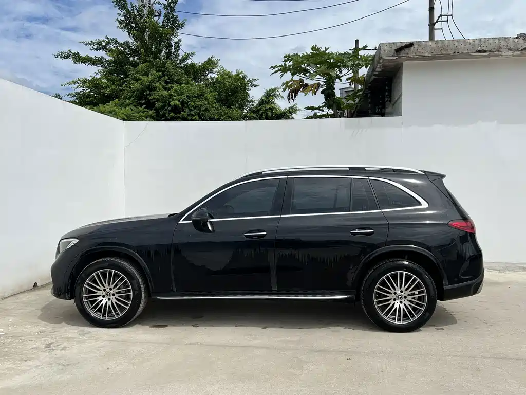 Mercedes-Benz GLC — миниатюра 11