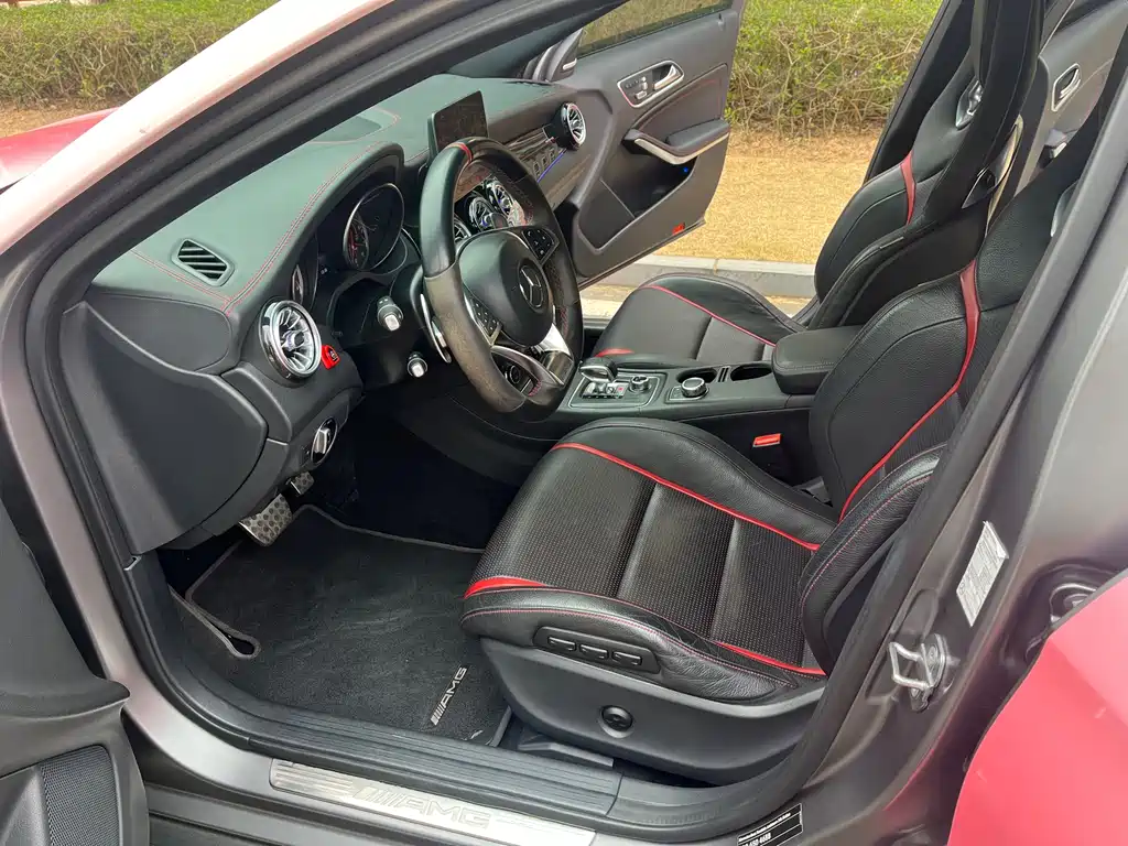 Mercedes-Benz GLA A MG 2017 AMG GLA 45 4MATIC