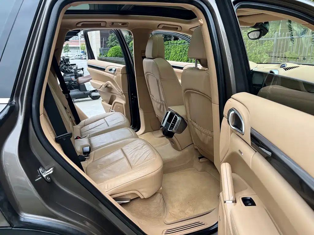 Porsche Cayenne 2011 Cayenne 3.0T