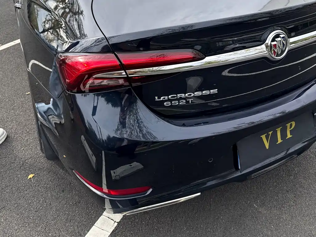 Buick LaCrosse — миниатюра 5