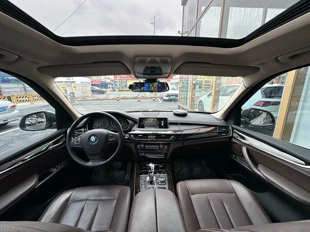 BMW X5 (Import) — миниатюра 3