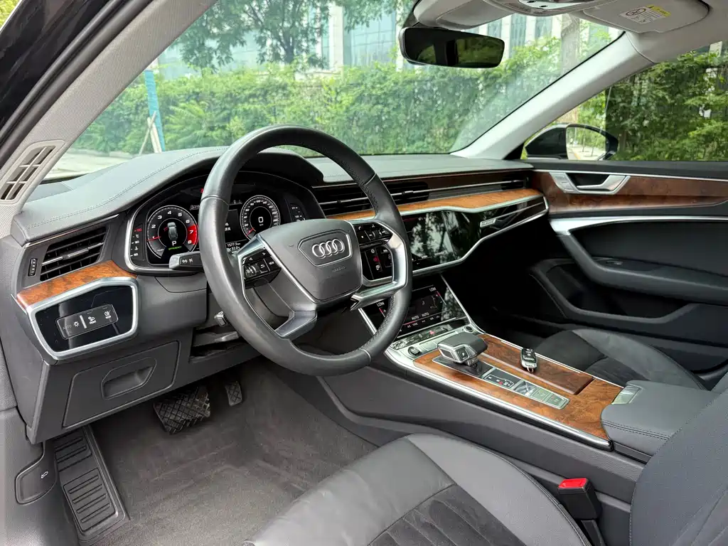 Audi A6 2021 allroad quattro 55 TFSI Premium