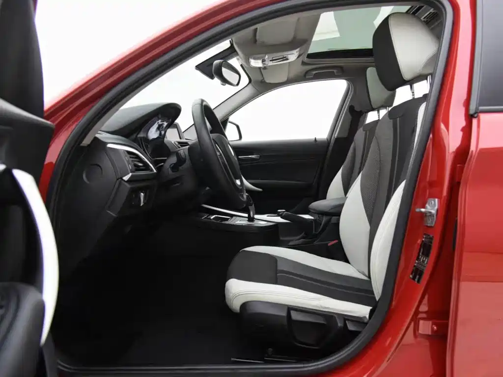 BMW 1 Series (Import) — миниатюра 8