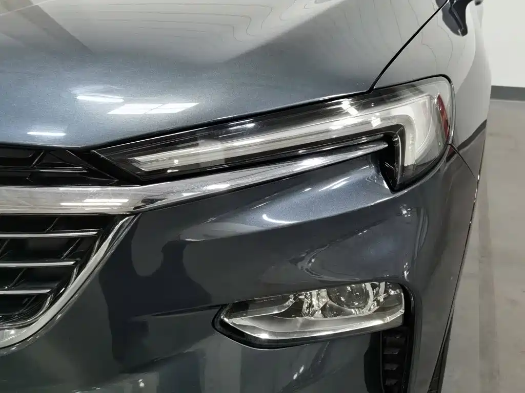 Buick Enclave — миниатюра 7