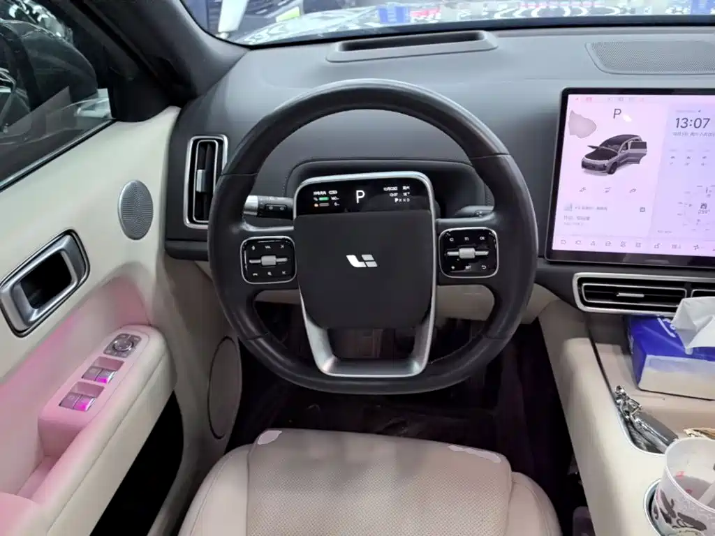 Li Auto Li L8 — миниатюра 11
