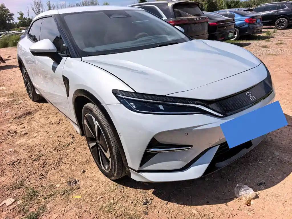 BYD L EV — миниатюра 3