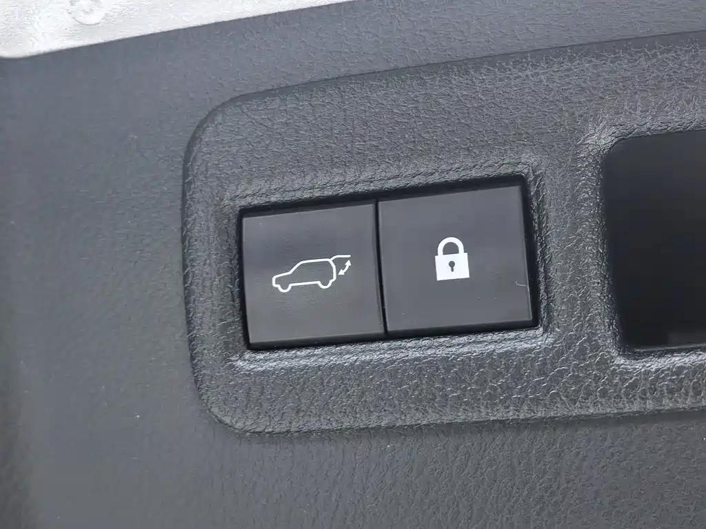 Lexus NX — миниатюра 36