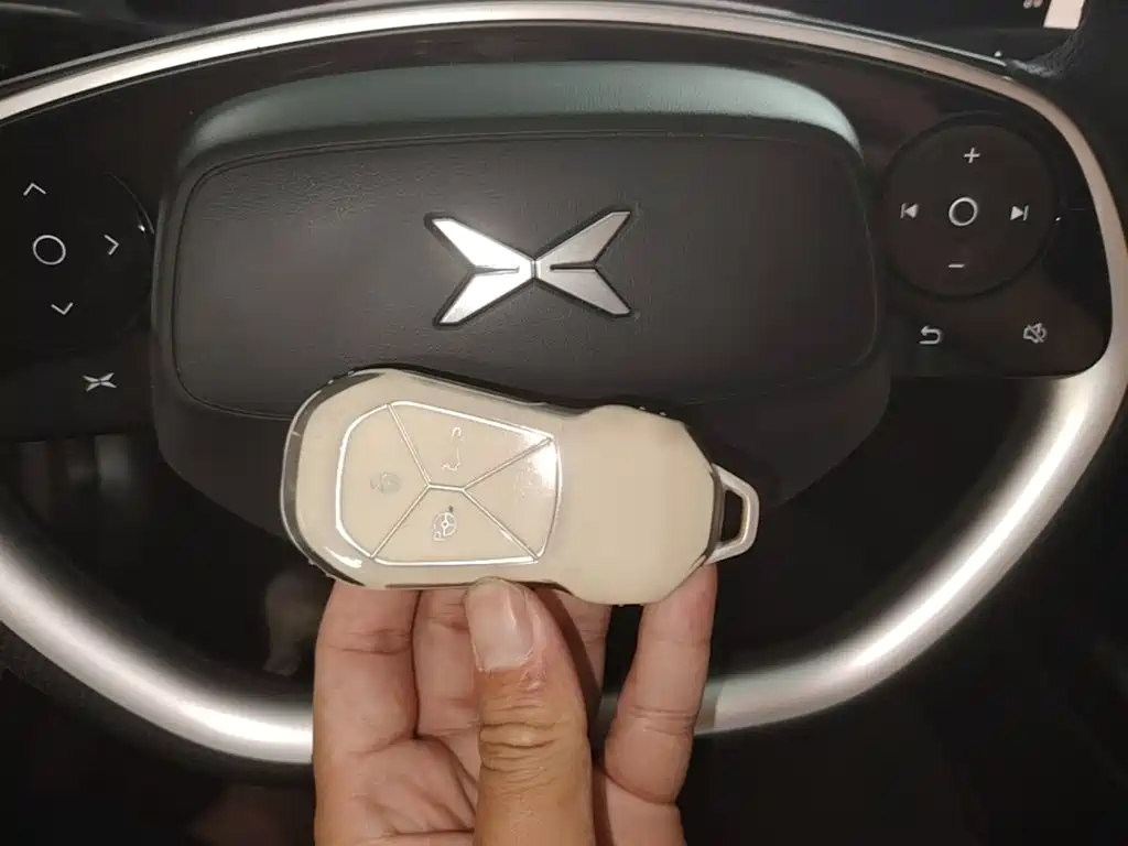 XPeng P7 — миниатюра 9