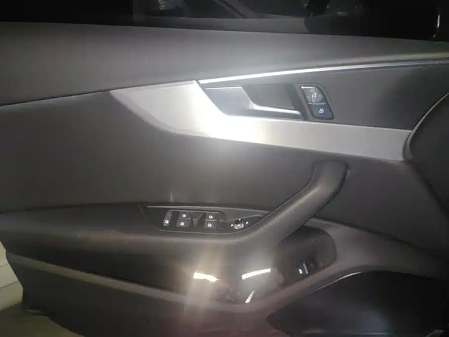Audi A4L 2024 40 TFSI Fashion