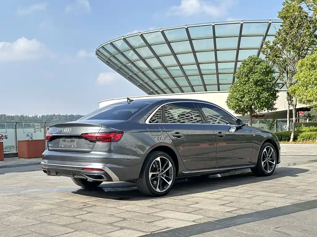 Audi A4L — миниатюра 13