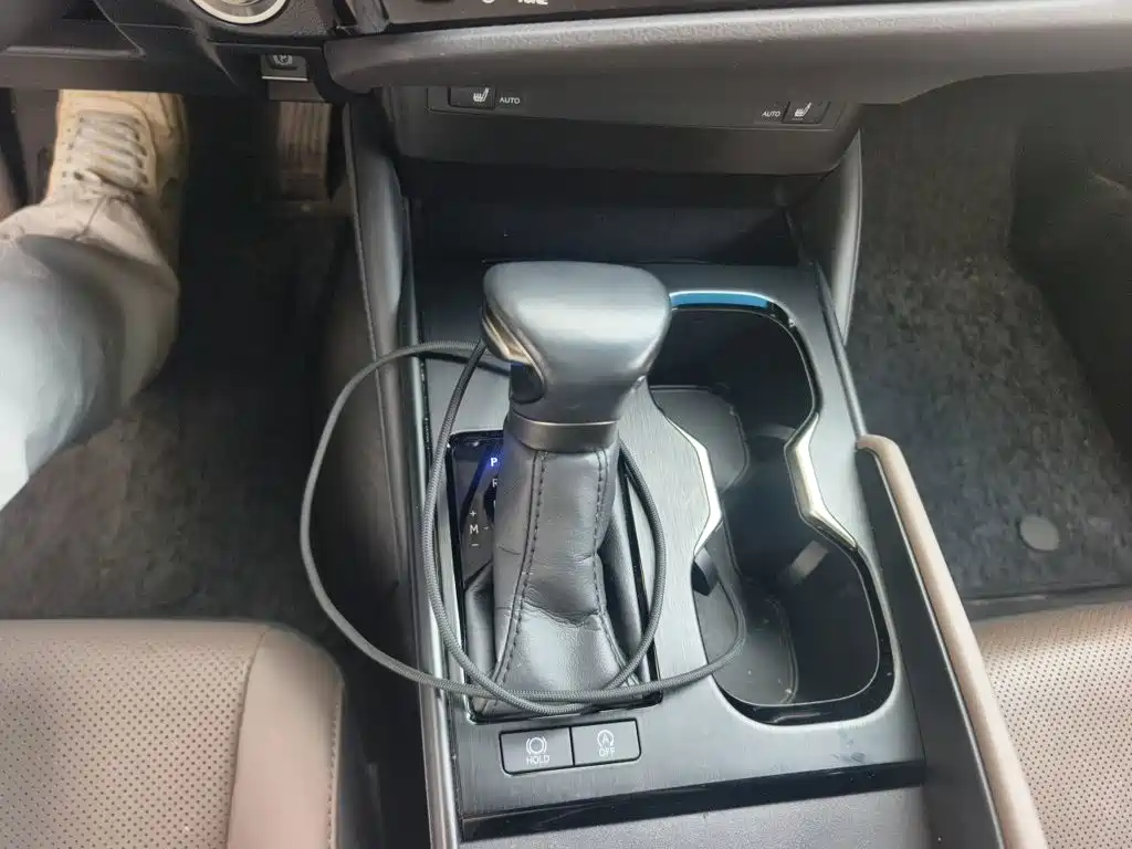 Lexus ES — миниатюра 10
