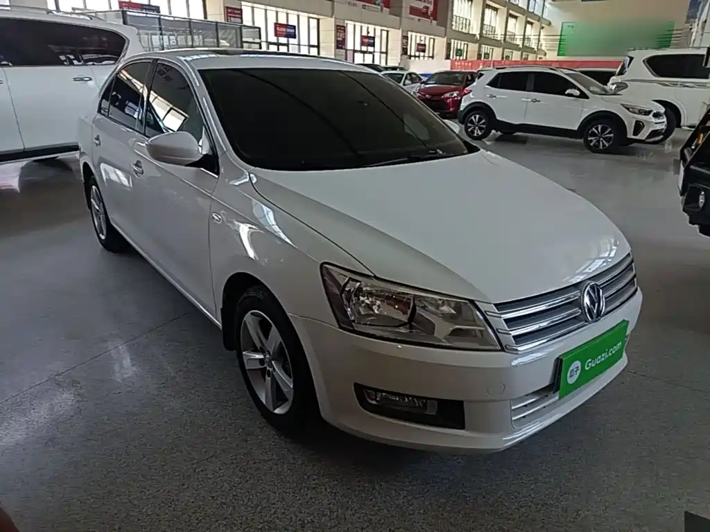 Volkswagen Santana — миниатюра 4