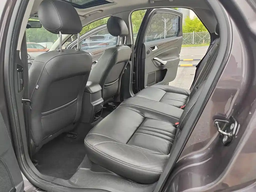 Ford Mondeo Zhisheng — миниатюра 11
