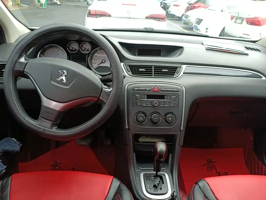 Peugeot 308 — миниатюра 12