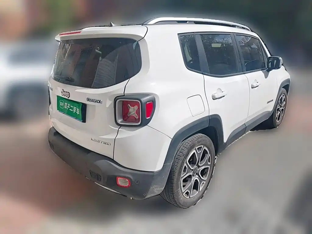 Jeep Renegade — миниатюра 8