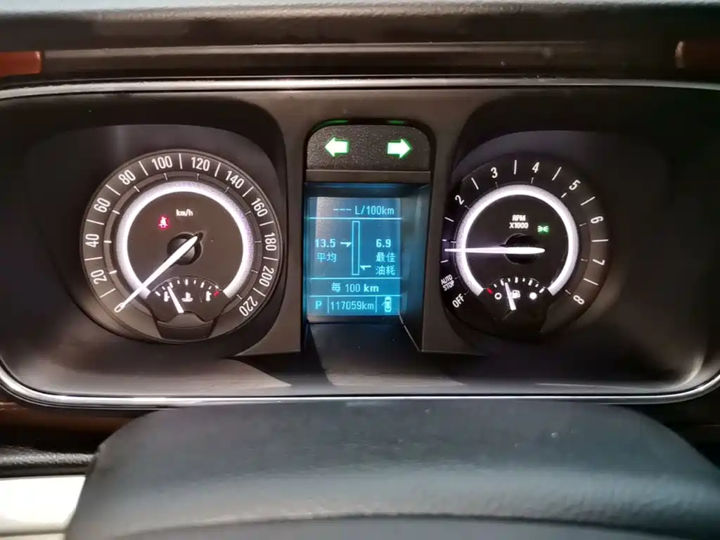 Buick GL8 — миниатюра 12