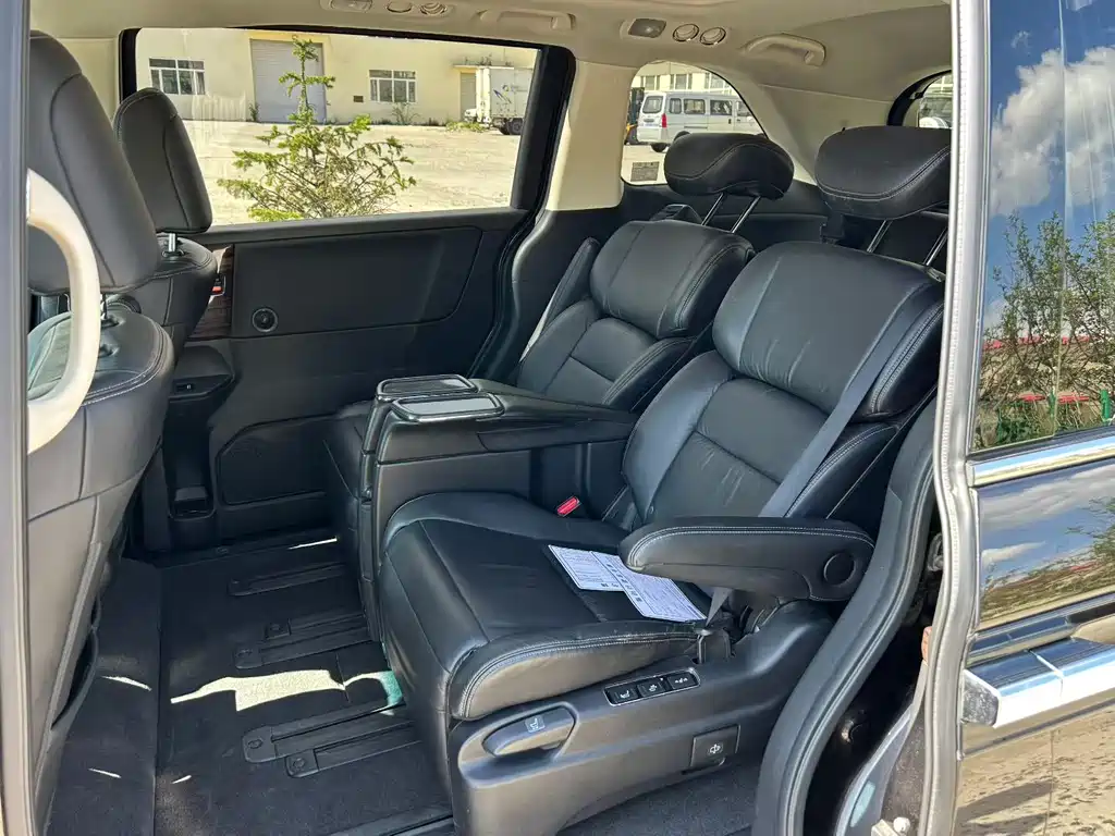 Honda Elysion 2016 2.4L