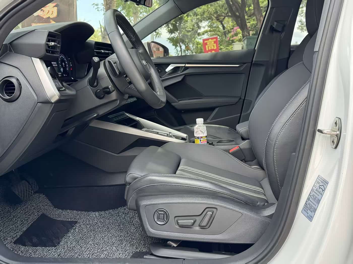 Audi A3 1.4 л 2022 г. Белый, пробег 26000 км
