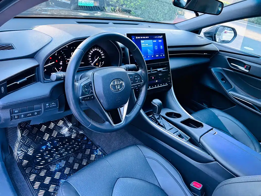 Toyota Avalon — миниатюра 14