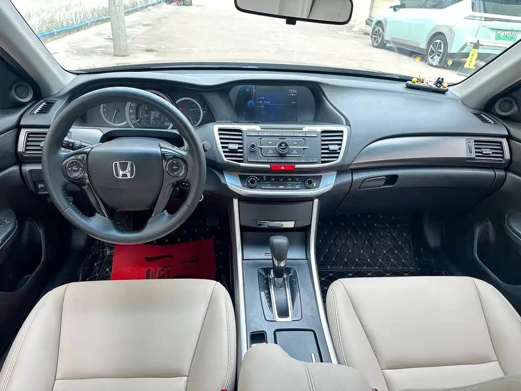 Honda Accord — миниатюра 19