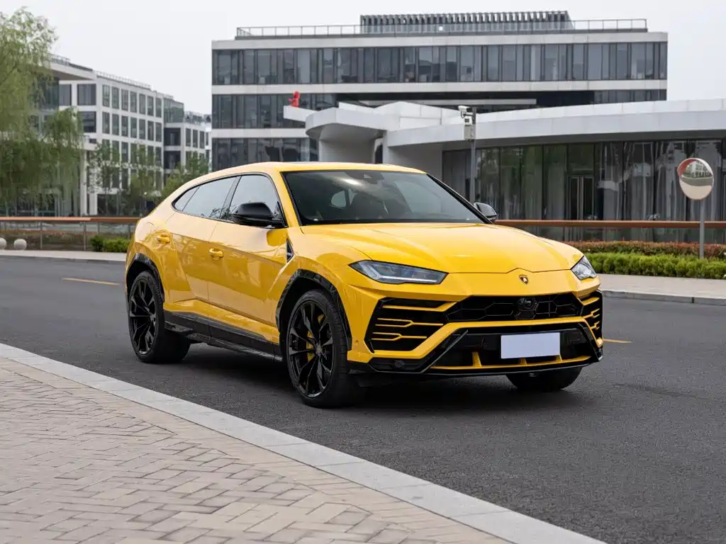Lamborghini Urus — миниатюра 3