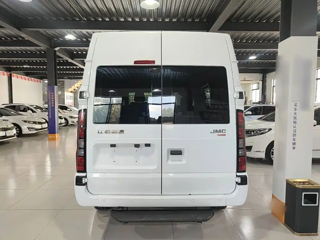 JMC JMC Fushun — миниатюра 6
