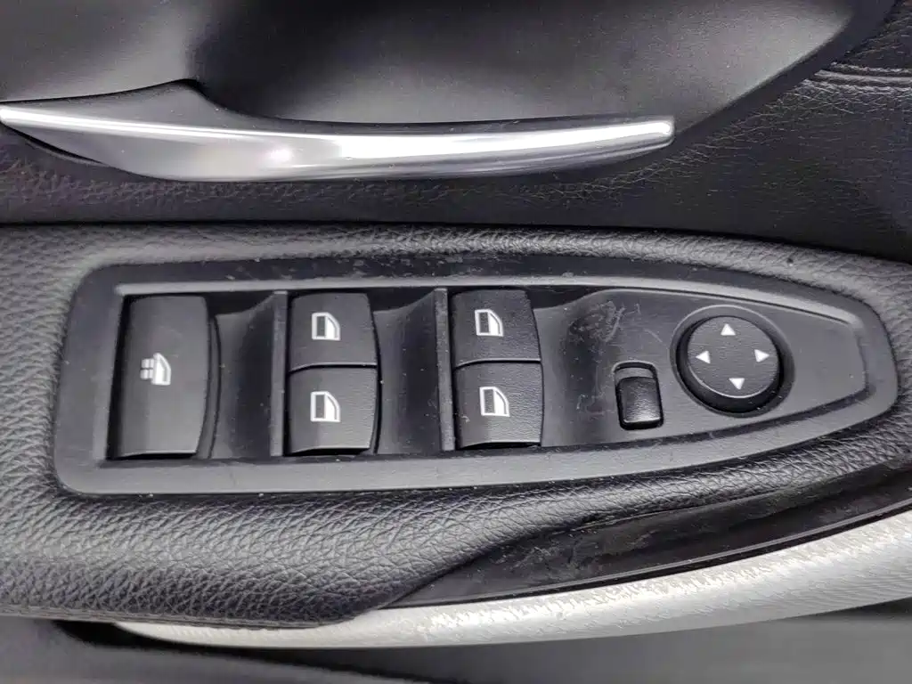BMW 4 Series — миниатюра 9