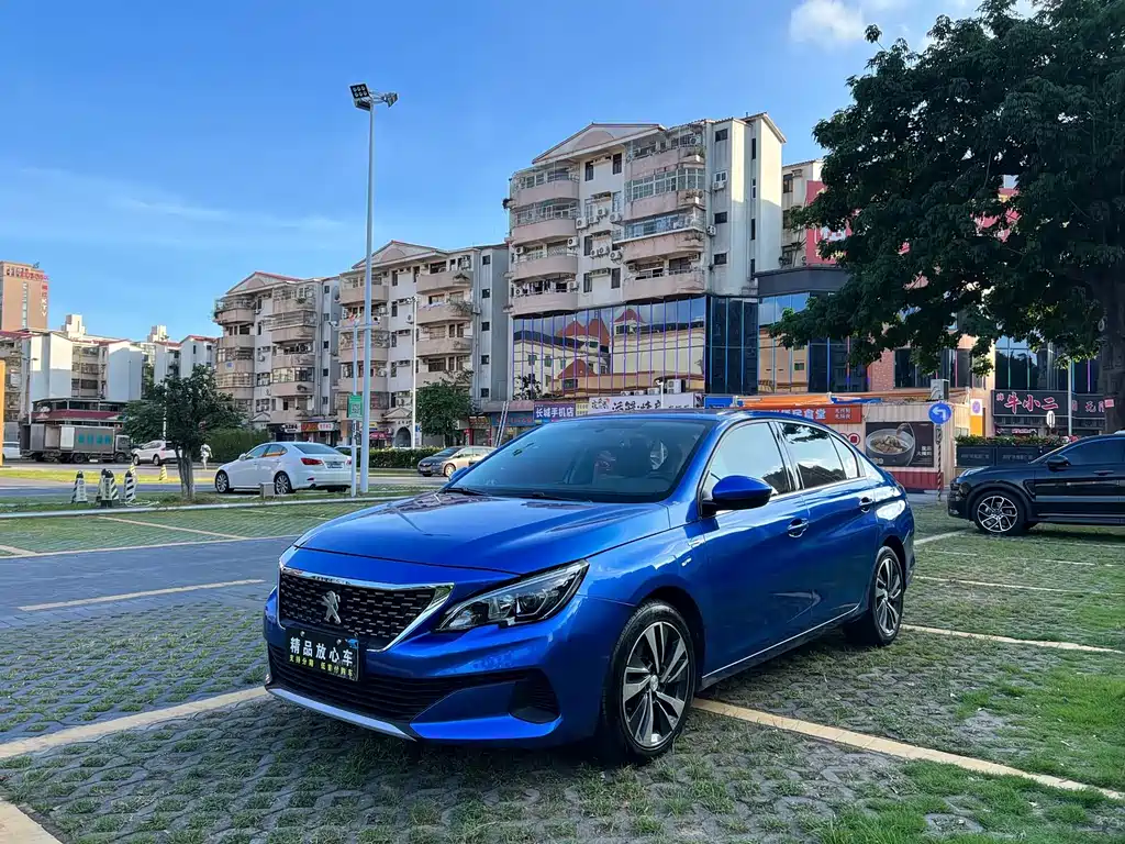 Купить Peugeot 408
