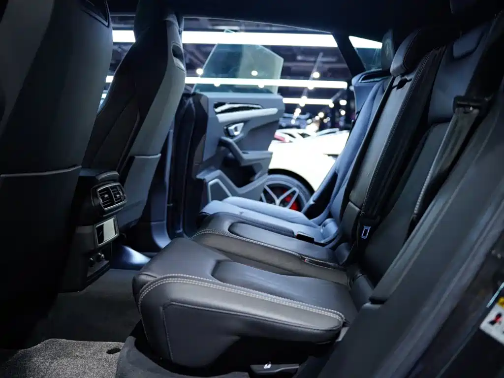 Lamborghini Urus — миниатюра 29