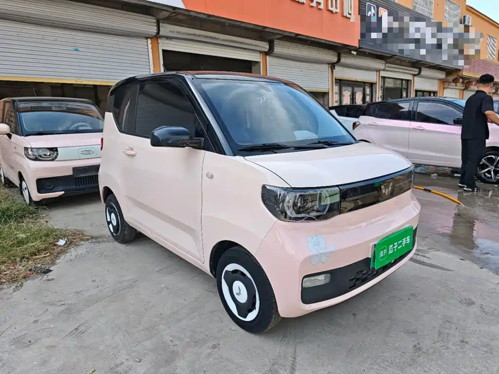 Wuling MINIEV — миниатюра 4