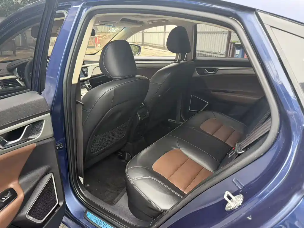 Geely Emgrand GL — миниатюра 6