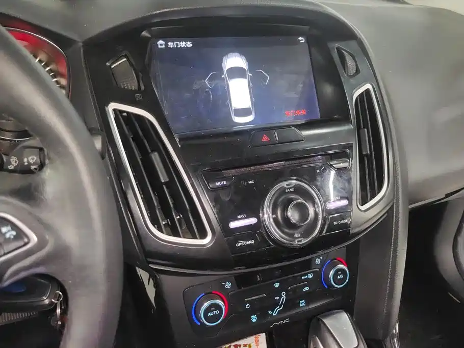 Ford Focus — миниатюра 13