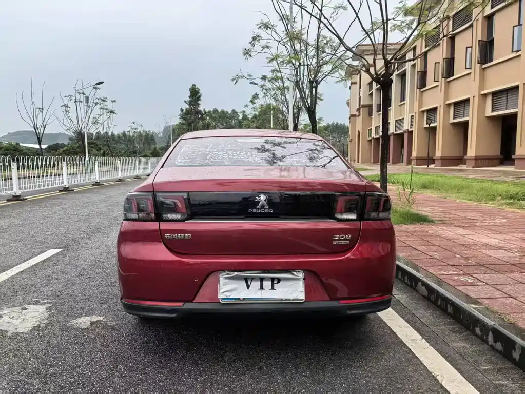Peugeot 308 2016 230THP AT Luxury