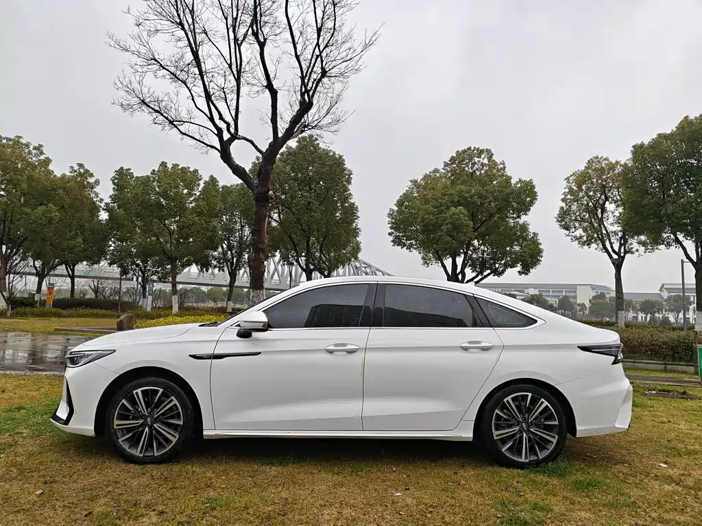 Chery Arrizo 8 — миниатюра 4