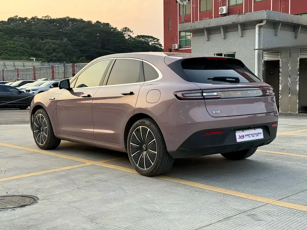 AITO AITO M5 — миниатюра 5