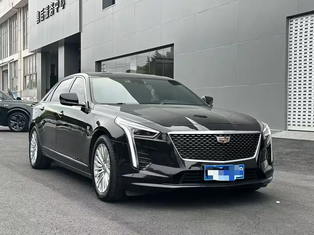 CADILLAC CT6