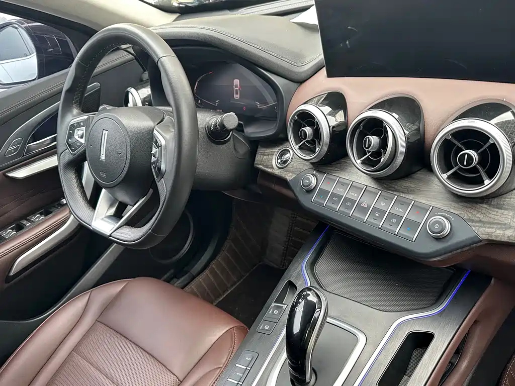 WEI PAI WEI BRAND VV7