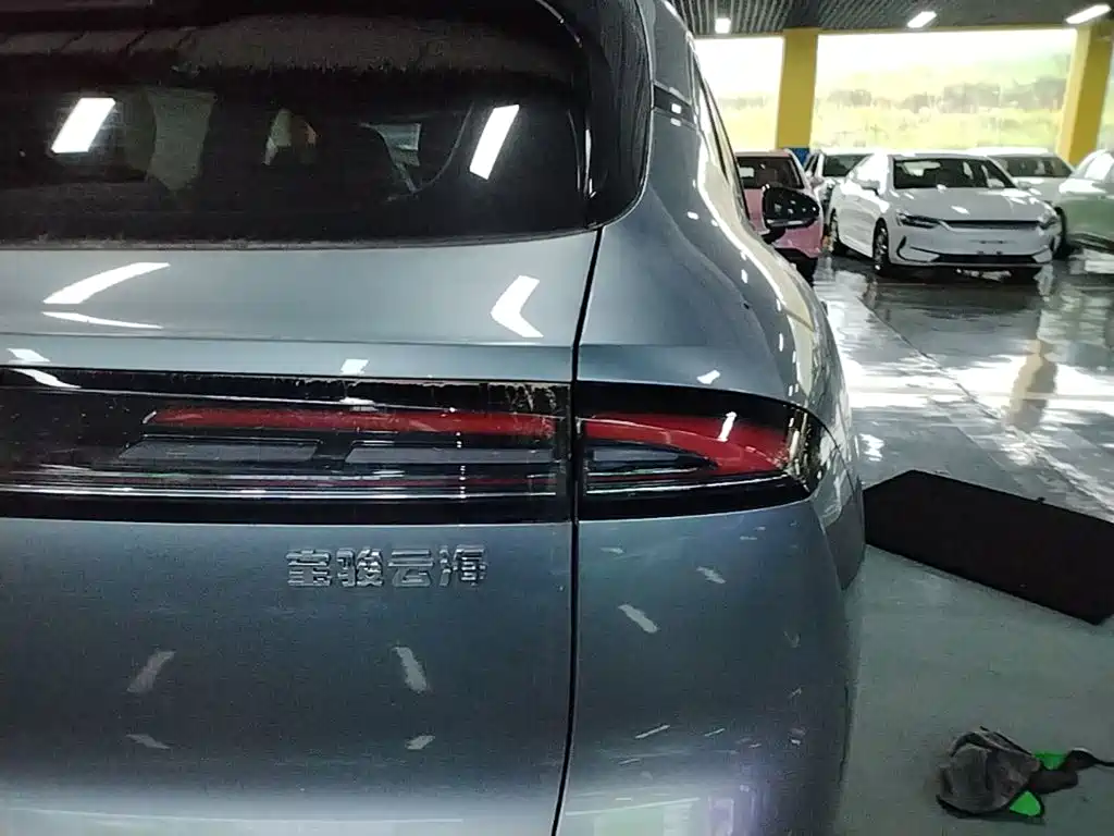Baojun Yunhai — миниатюра 8