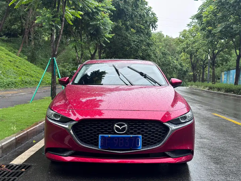 Mazda Mazda3 3 2020 1.5L AT