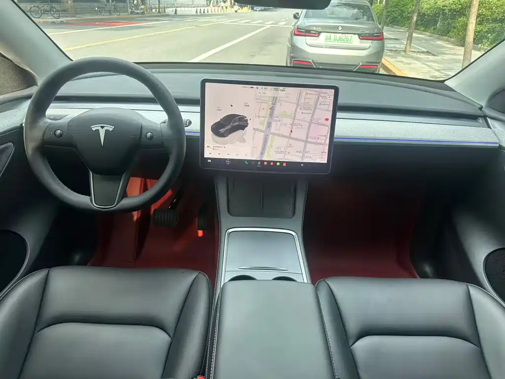 Tesla Model Y — фотографии объявления, Фото 15