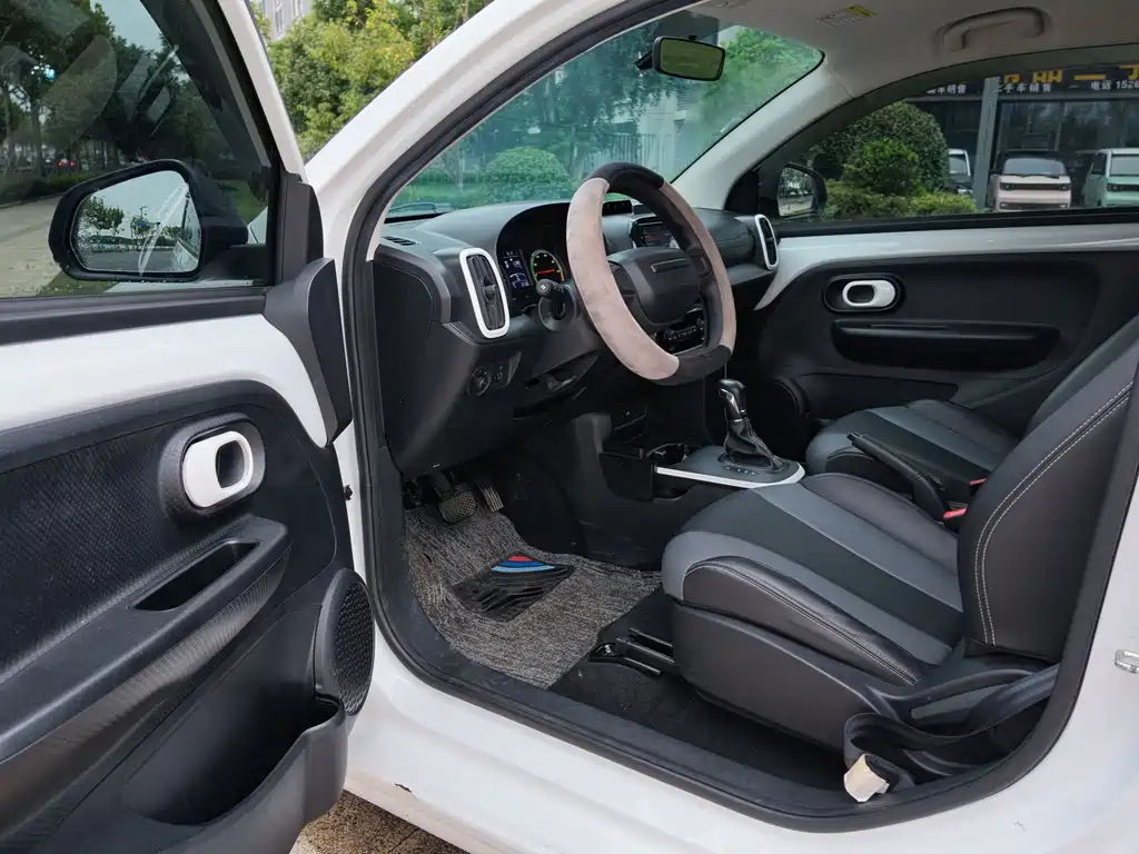 Roewe Clever — миниатюра 10