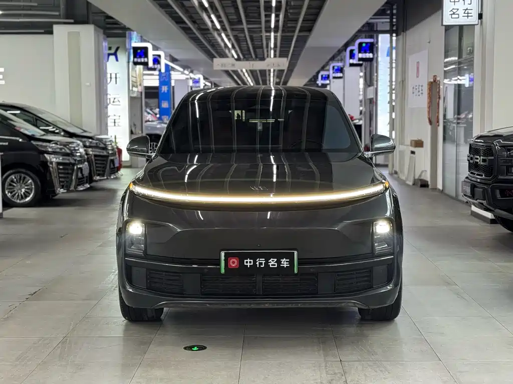 Li Auto IDEAL L8