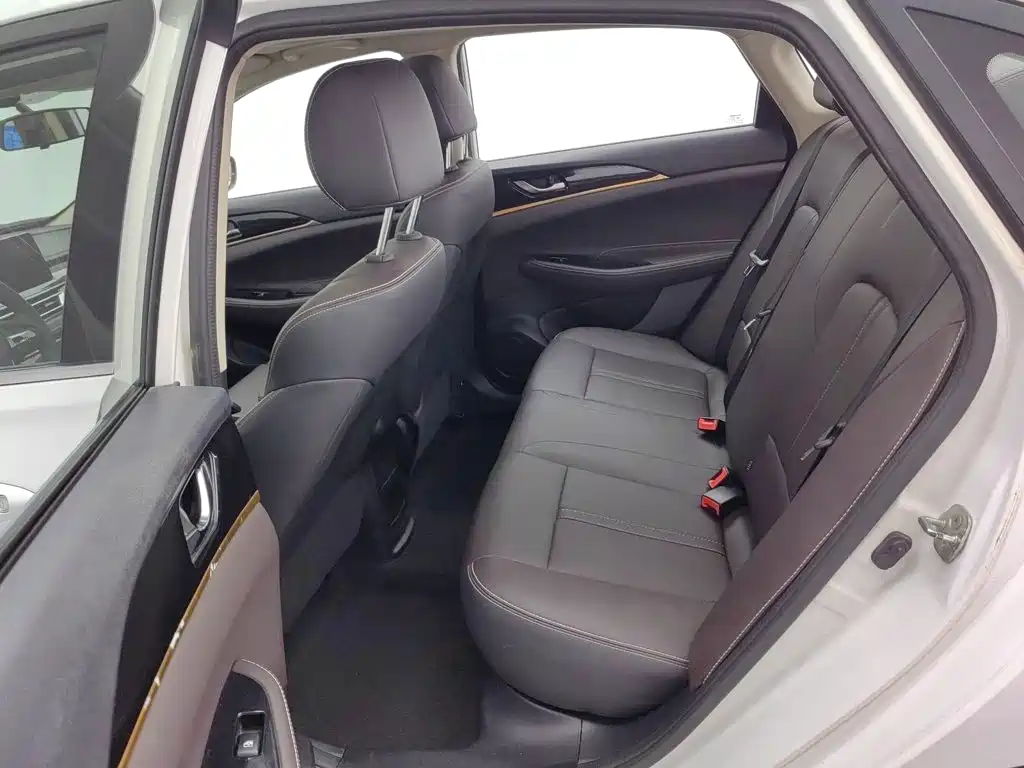 Changan Eado DT — миниатюра 15