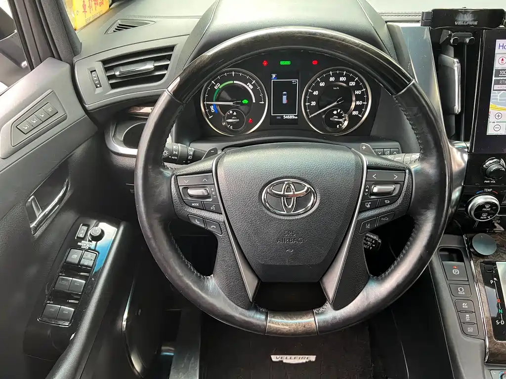Toyota Vellfire — миниатюра 15