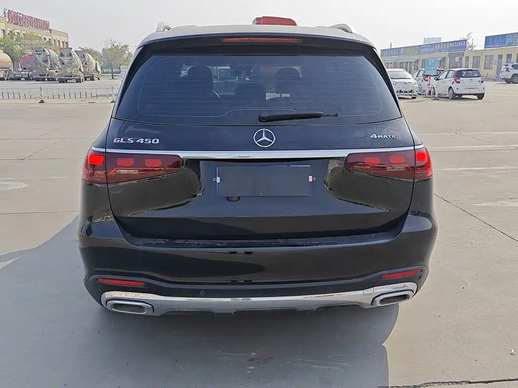 Mercedes-Benz GLS — миниатюра 8