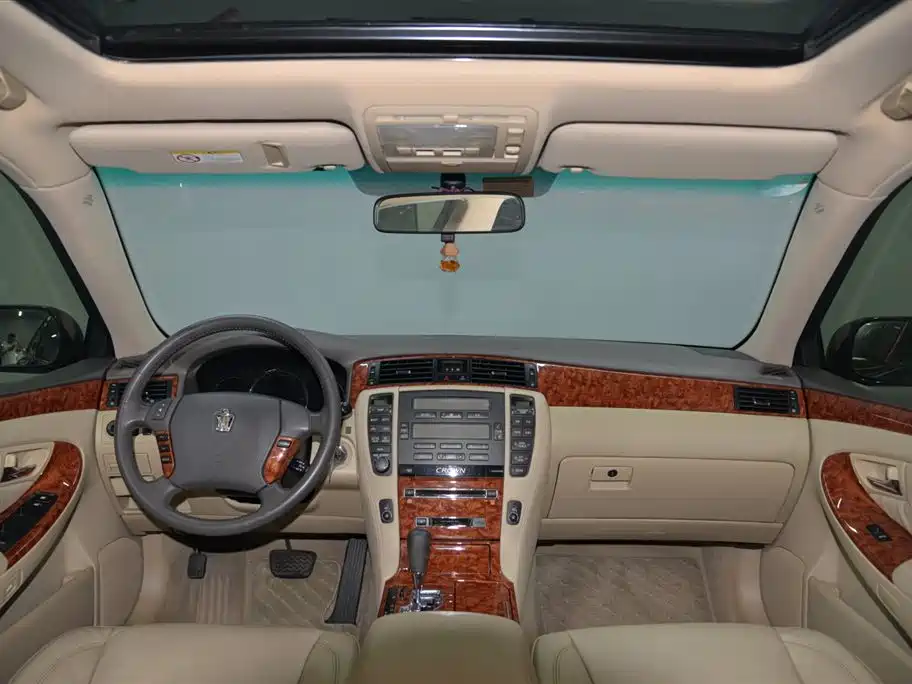 Toyota Crown — фотографии объявления, Фото 10