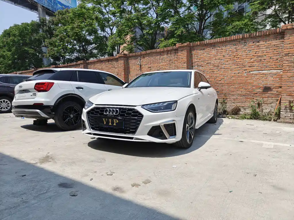 Audi A4L 2021